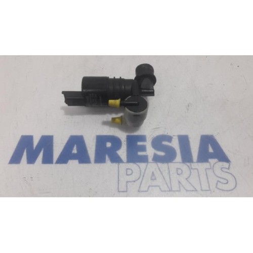 Peugeot - 3008 - Scheibensprüherpumpe vorne