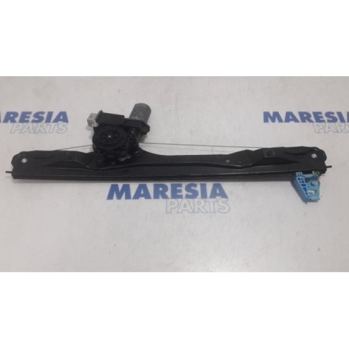 Fiat - Doblo - Window mechanism 2-door, front right