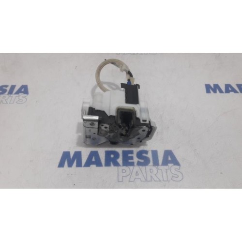 Fiat - Doblo - Door lock mechanism 2-door, right
