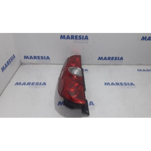 Fiat - Doblo - Achterlicht links