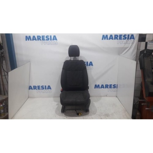 Peugeot - 3008 - Stoel links