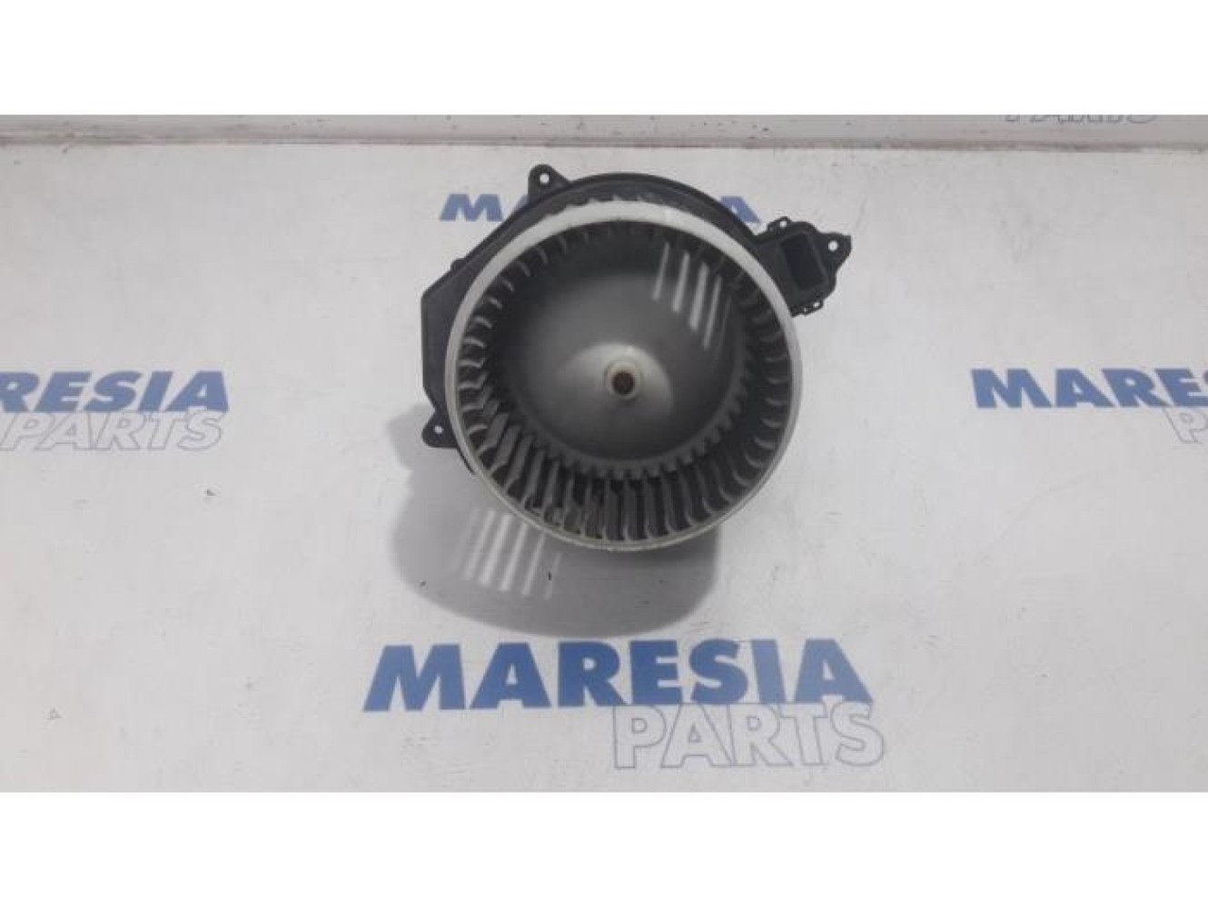 Peugeot - Partner - Heating and ventilation fan motor