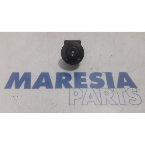 Peugeot - Partner - Mirror switch