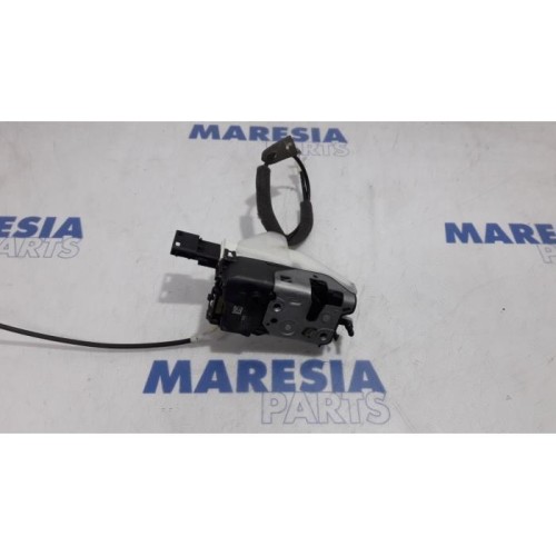 Peugeot - 3008 - Front door lock mechanism 4-door, right