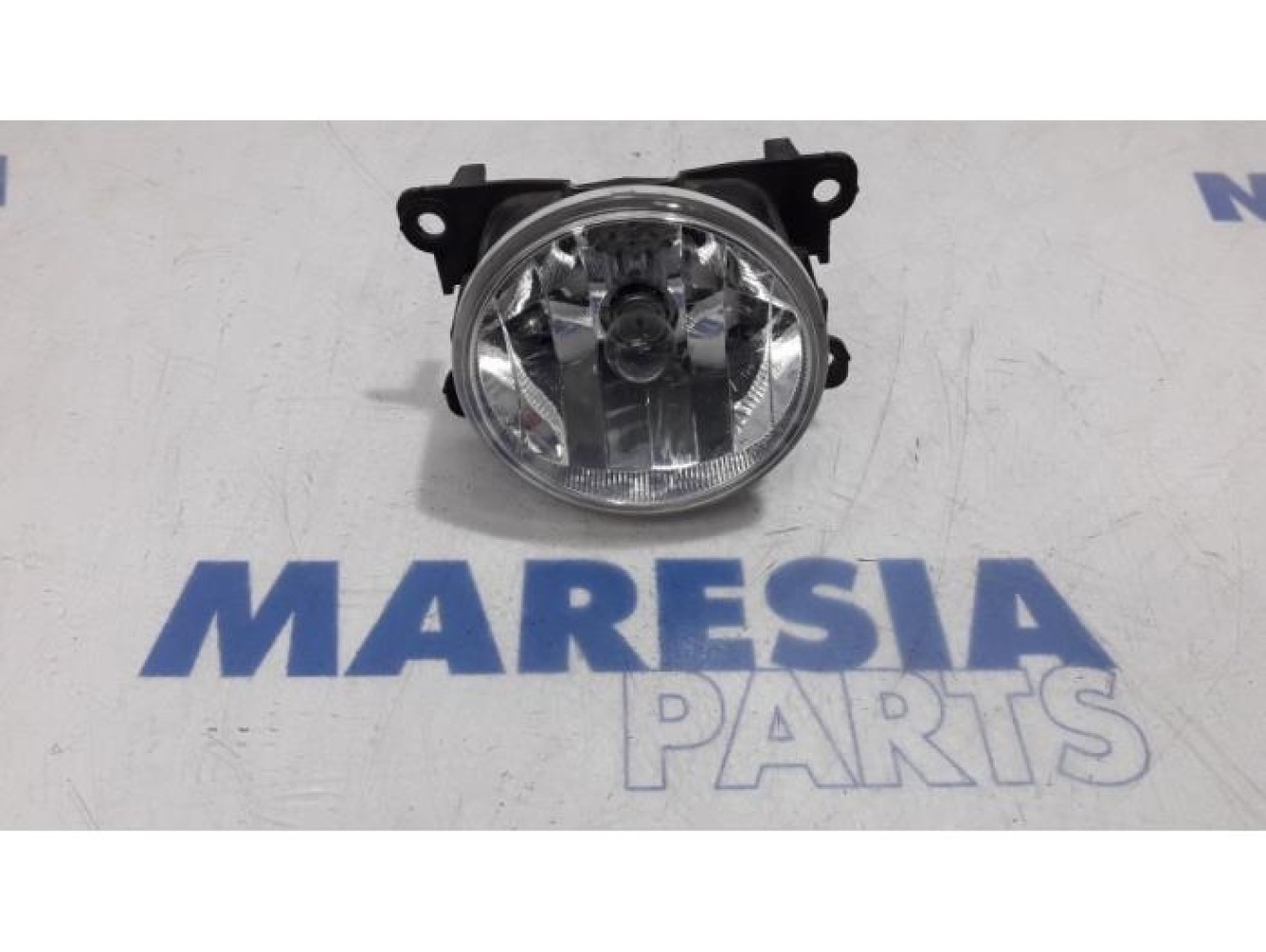 Peugeot - 3008 - Fog light, front left
