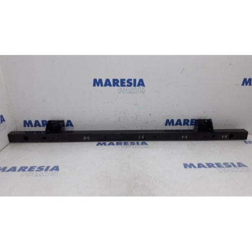 Fiat - Doblo - Radiator bar