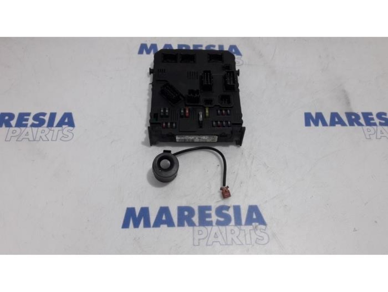 Peugeot - 206 - Fuse box