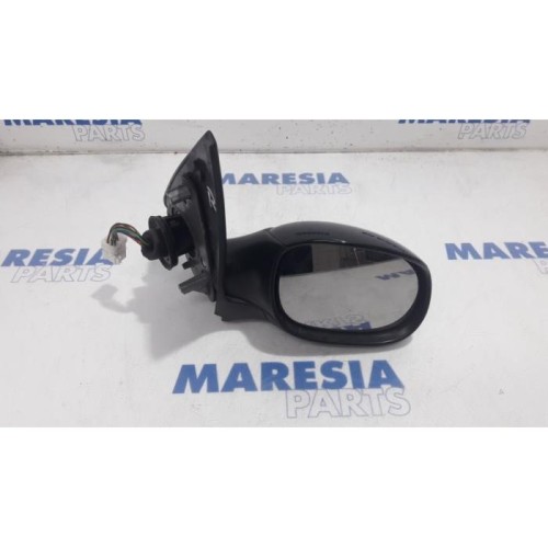 Peugeot - 206 - Wing mirror, right