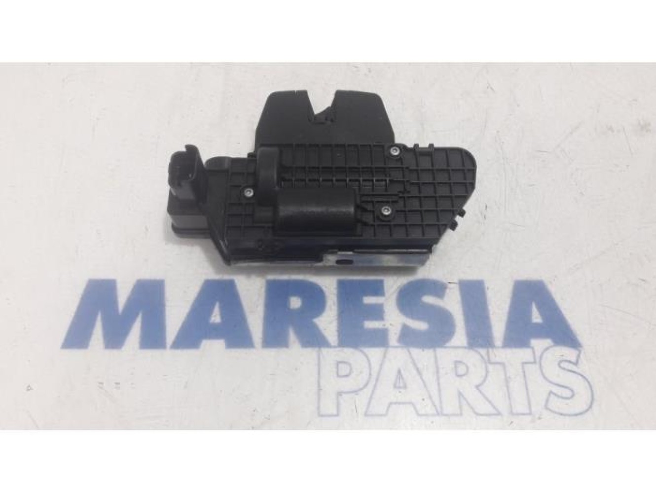 Peugeot - 3008 - Tailgate lock mechanism