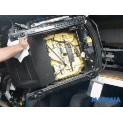 Renault - Megane - Sitz rechts