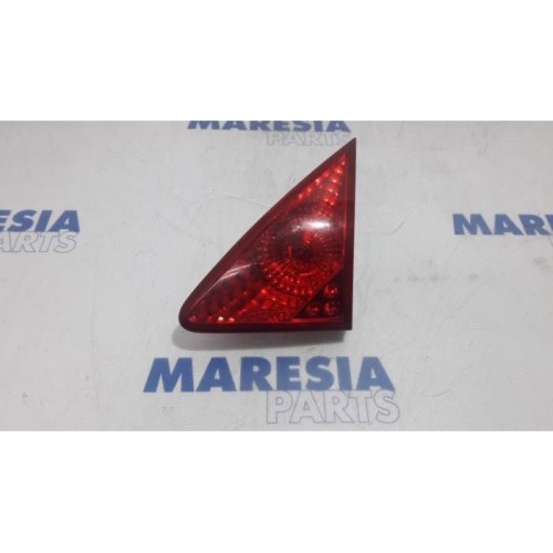 Peugeot - 3008 - Taillight, right