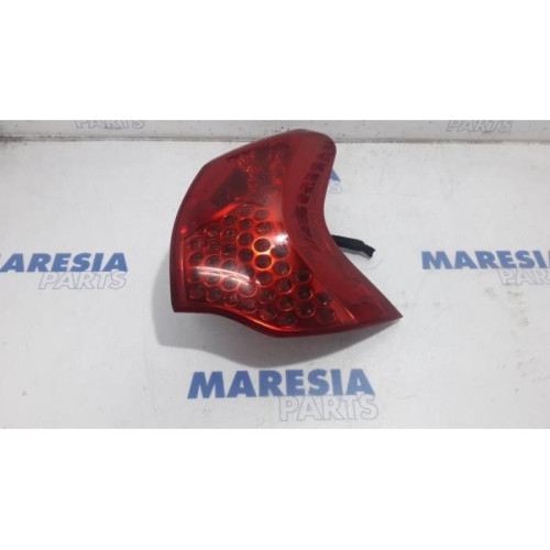 Peugeot - 3008 - Taillight, right