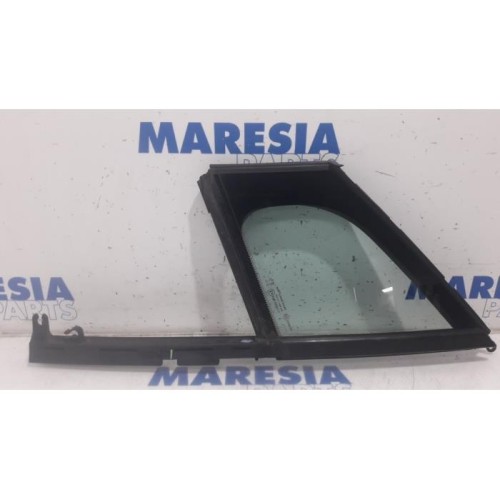 Peugeot - 3008 - Dreieckfenster links vorne