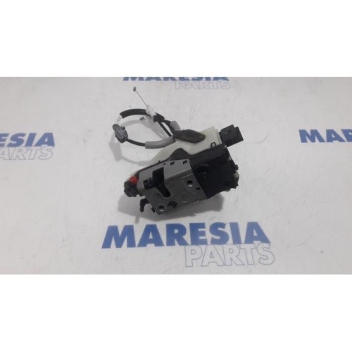 Peugeot - 208 - Rear door lock mechanism 4-door, left