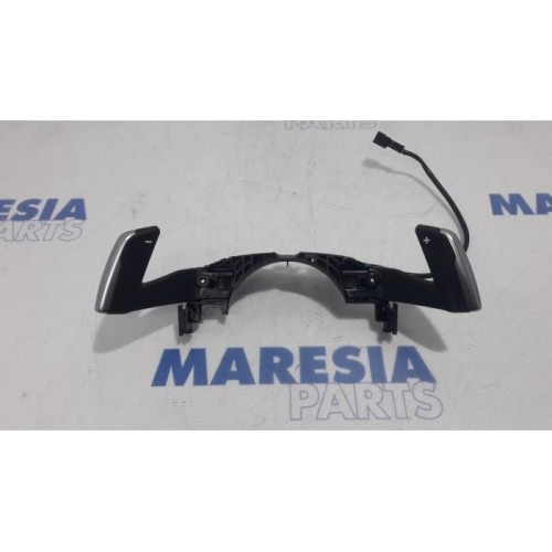 Peugeot - 208 - Kit manettes de commande