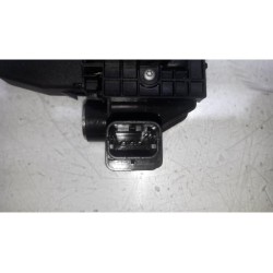 Peugeot - 208 - Tailgate lock mechanism