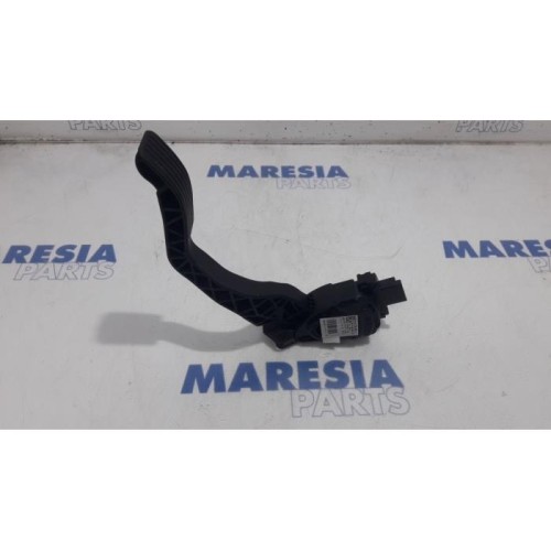 Peugeot - 208 - Throttle pedal position sensor