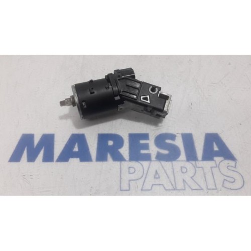 Peugeot - 208 - Ignition lock + key