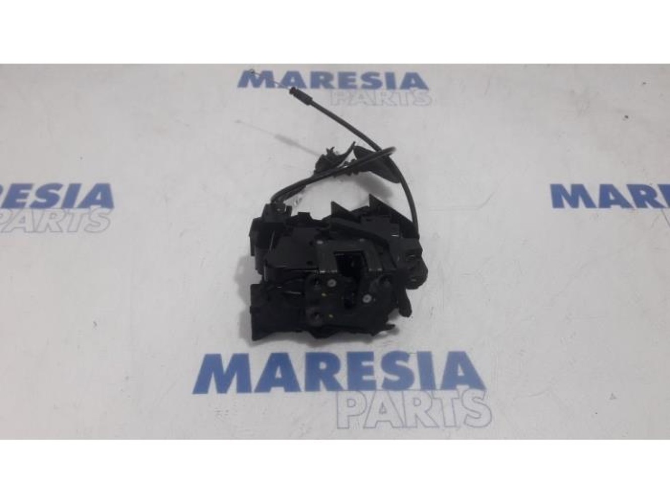 Renault - Megane - Front door lock mechanism 4-door, right