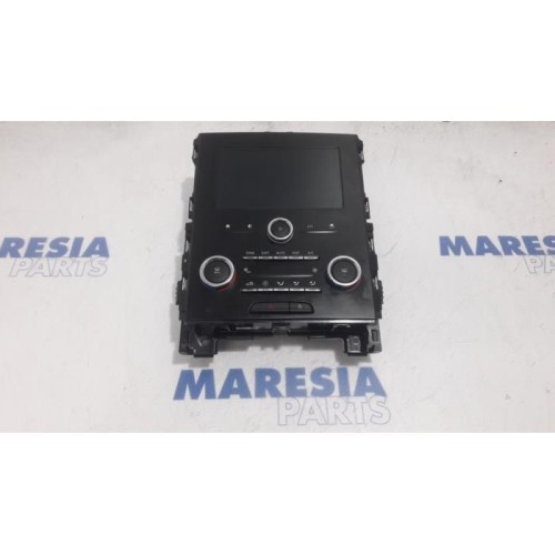 Renault - Megane - Navigation Display