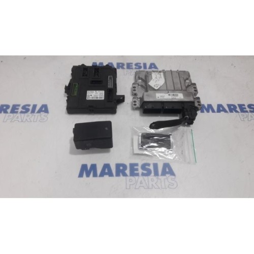 Renault - Megane - Engine management computer