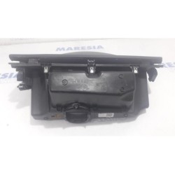 Peugeot - Partner - Glovebox