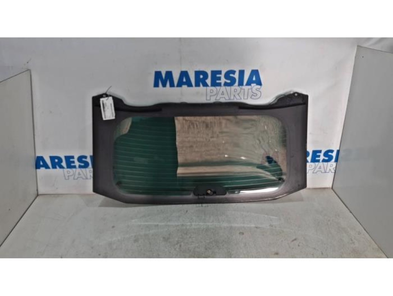 Citroen - C4 Picasso - Rear window