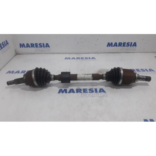 Renault - Scenic - Front drive shaft, left
