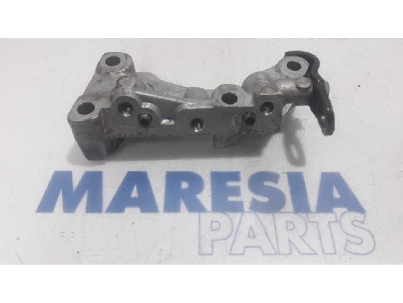 Citroen - C4 Cactus - Engine mount
