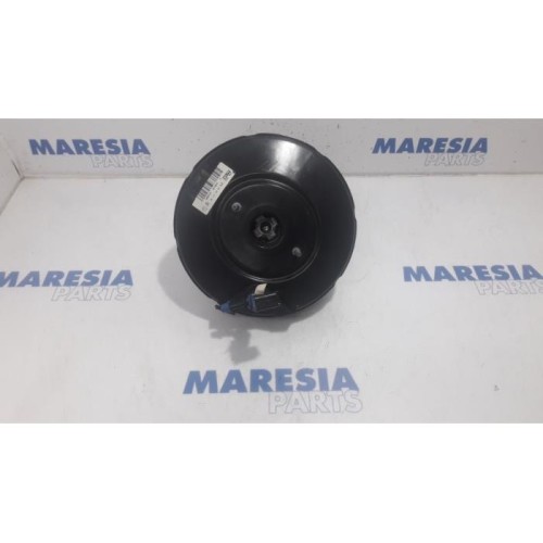 Peugeot - 208 - Brake servo