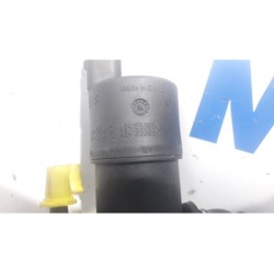 Peugeot - 208 - Scheibensprüherpumpe vorne