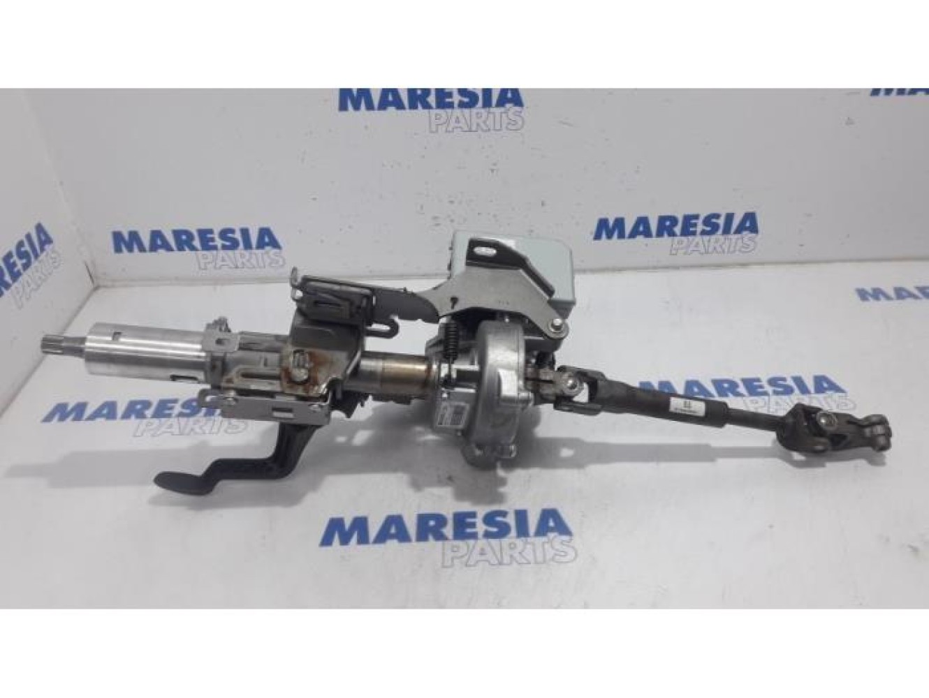Renault - Megane - Steering column housing