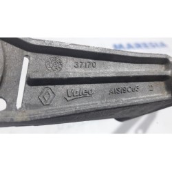 Renault - Megane - Wiper mechanism