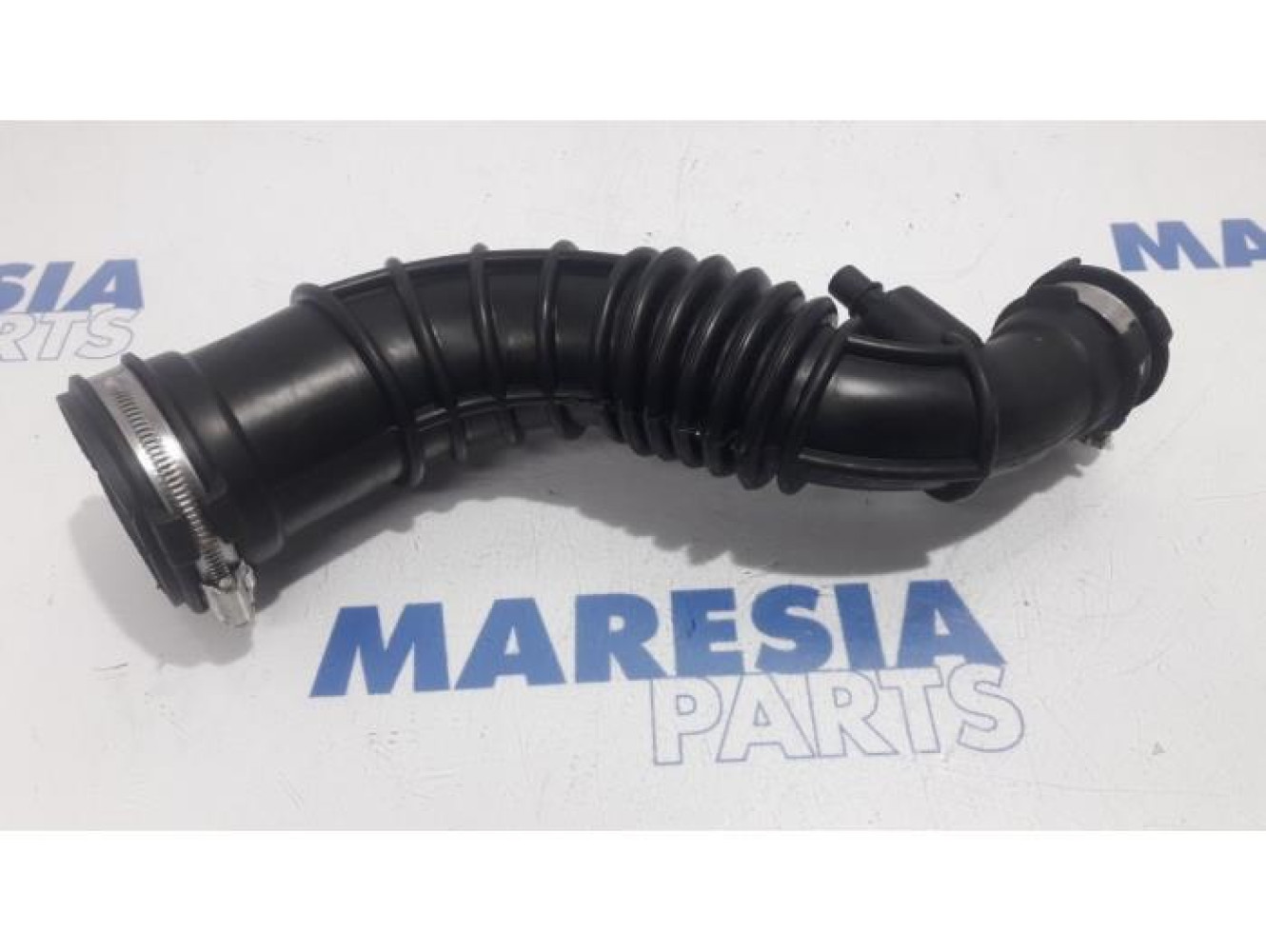 Renault - Megane - Turbo hose