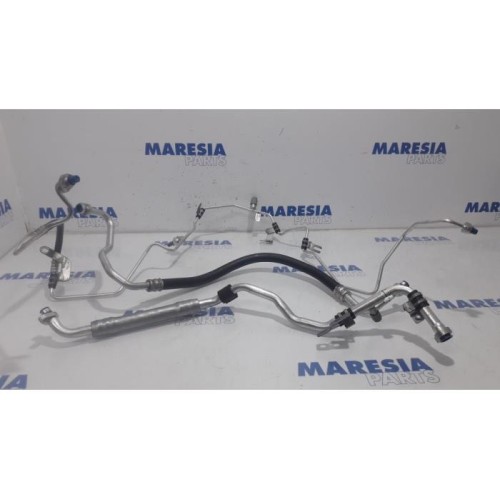 Renault - Megane - Air conditioning line