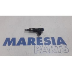 Renault - Clio - Injector (petrol injection)