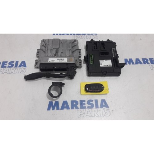 Renault - Scenic - Engine management computer