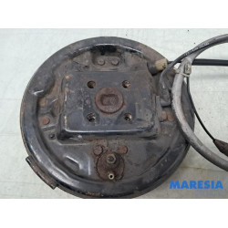 Renault - Clio - Fusee rechts-achter