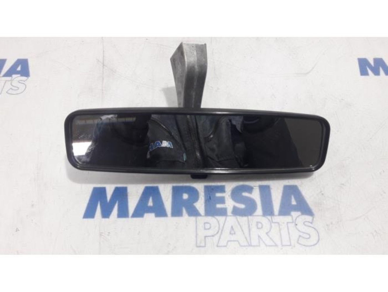 Renault - Scenic - Rear view mirror
