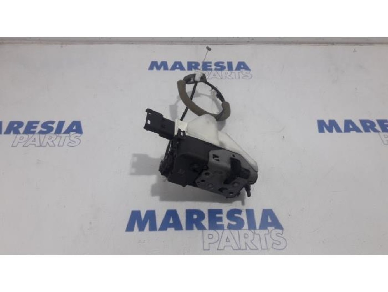 Peugeot - 5008 - Front door lock mechanism 4-door, right