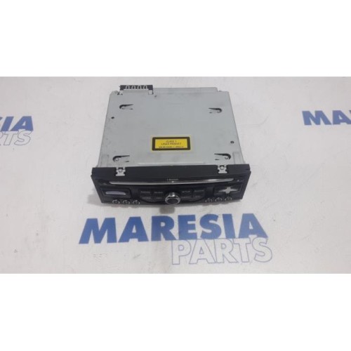 Peugeot - 5008 - Radio CD player