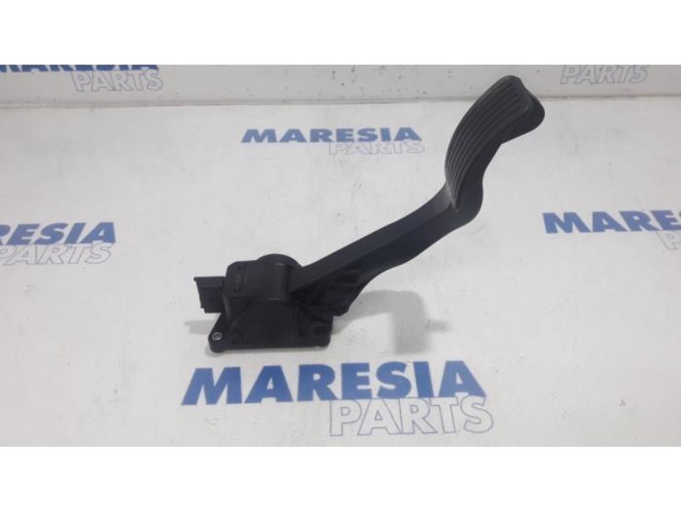 Peugeot - 5008 - Throttle pedal position sensor