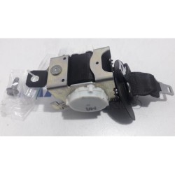 Peugeot - 5008 - Rear seatbelt, centre