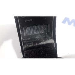 Peugeot - 5008 - Rear seatbelt, centre