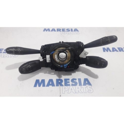 Peugeot - 5008 - Steering column stalk