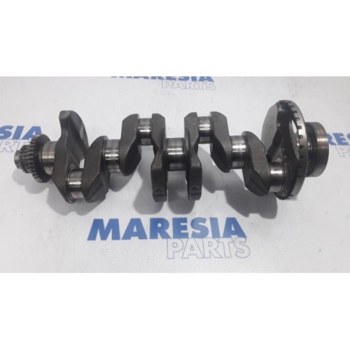 Renault - Scenic - Crankshaft