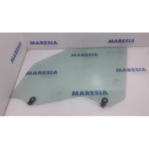 Renault - Scenic - Door window 4-door, front left