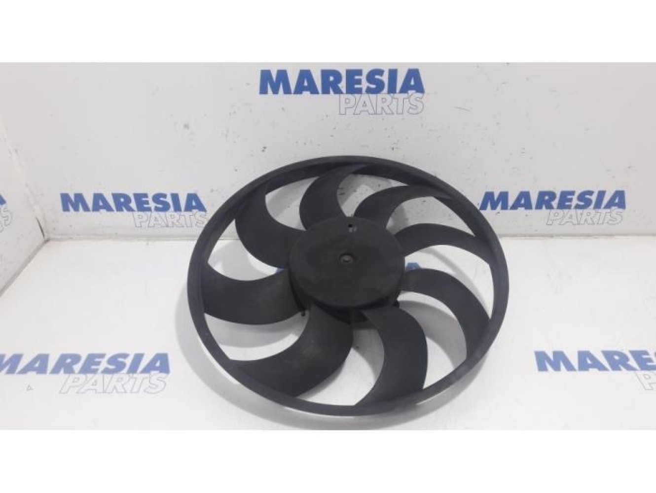 Fiat - Punto - Fan motor