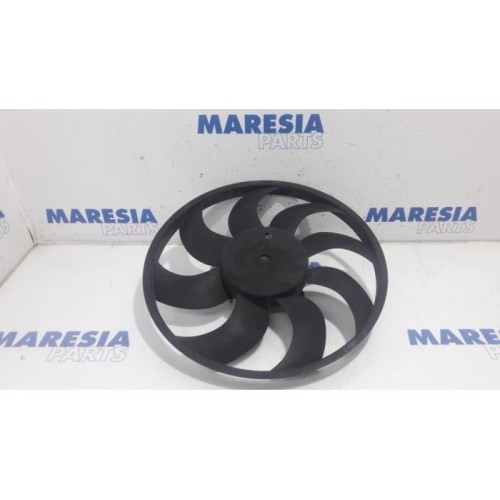 Fiat - Punto - Fan motor