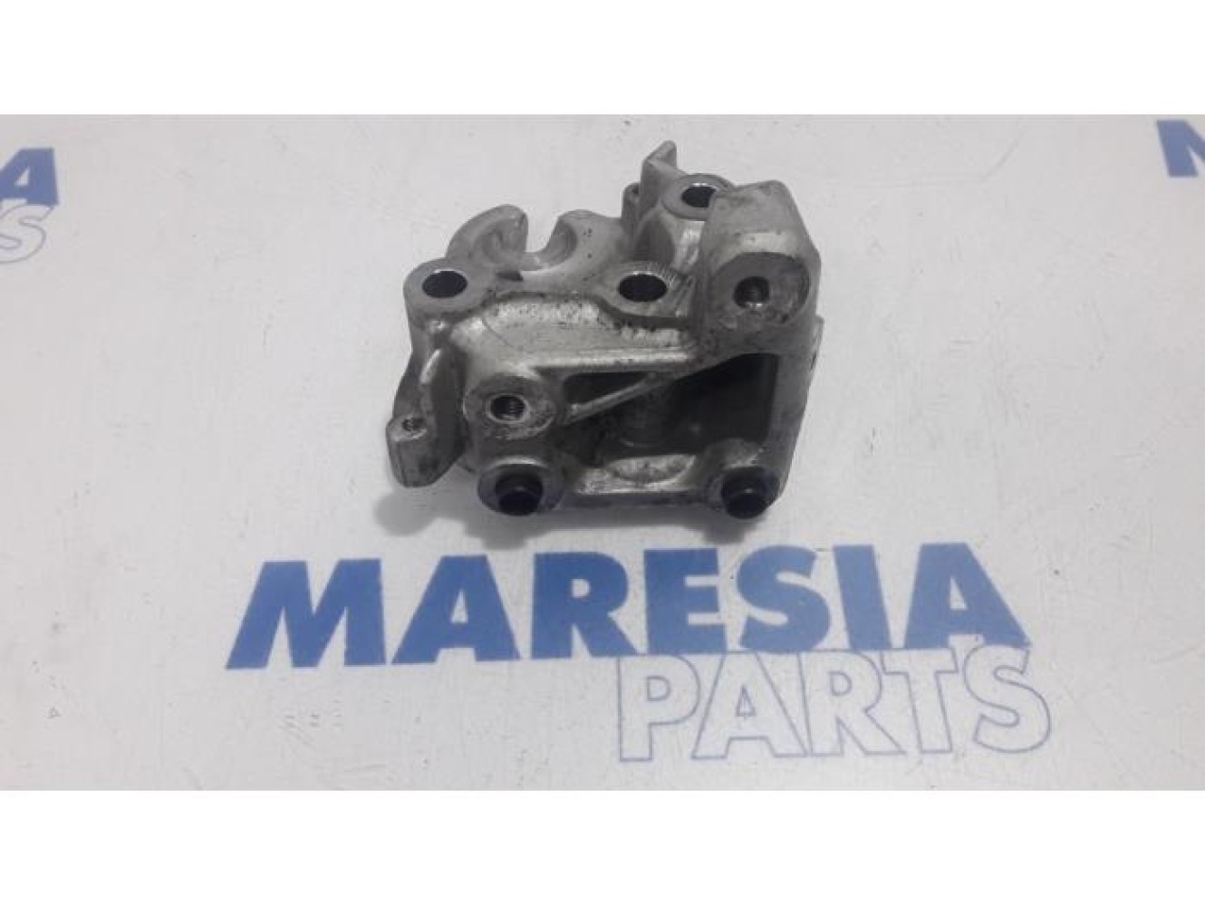 Citroen - Jumpy - Engine mount